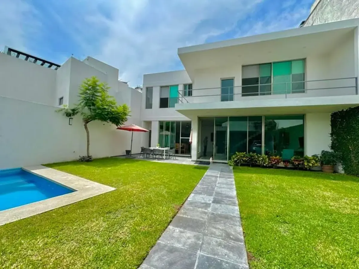 Casa en venta en Palmira, Cuernavaca — foto 1 de 12