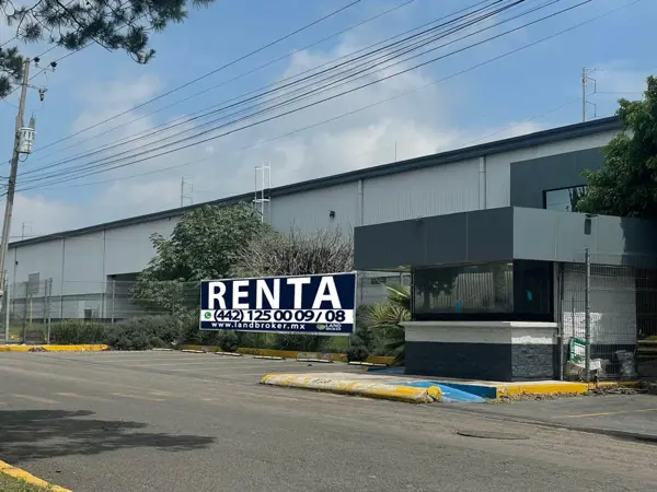 Nave Industrial en renta Parque Industrial Bernardo Quintana, Querétaro