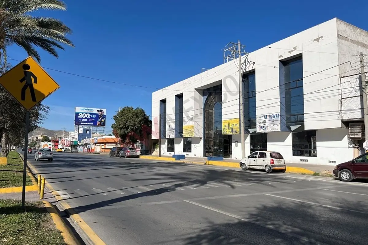 Edificio en renta en Moderna, Torreón — foto 1 de 13
