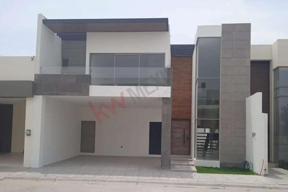 Casa en venta en Los Viñedos, Torreón — foto 1 de 17