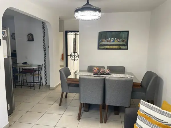 Casa en venta en Jardines Del Valle, Zapopan — foto 3 de 8