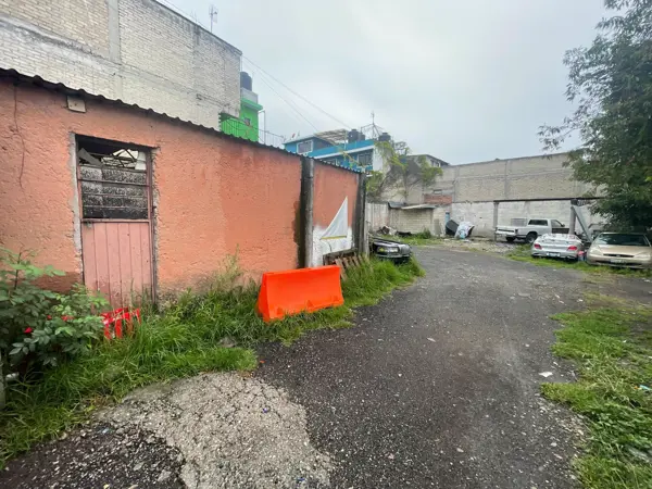 Terreno en venta en San Antonio Zomeyucan (Zona Urbana), Naucalpan de Juárez — foto 2 de 8