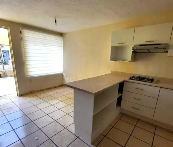 Casa en venta en Villa Fontana, San Pedro Tlaquepaque — foto 3 de 4
