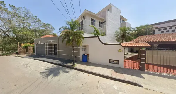 Casa en venta en Lomas de Rosales, Tampico — foto 3 de 12