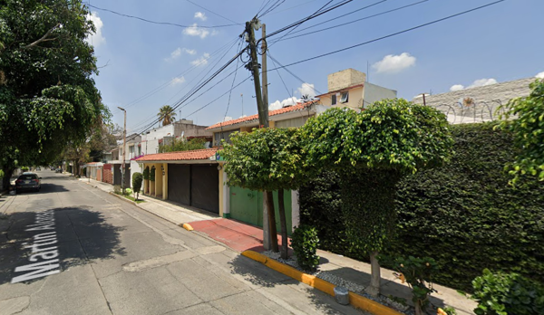 CASA EN VENTA EN COLON ECHEGARAY - NAUCALPAN