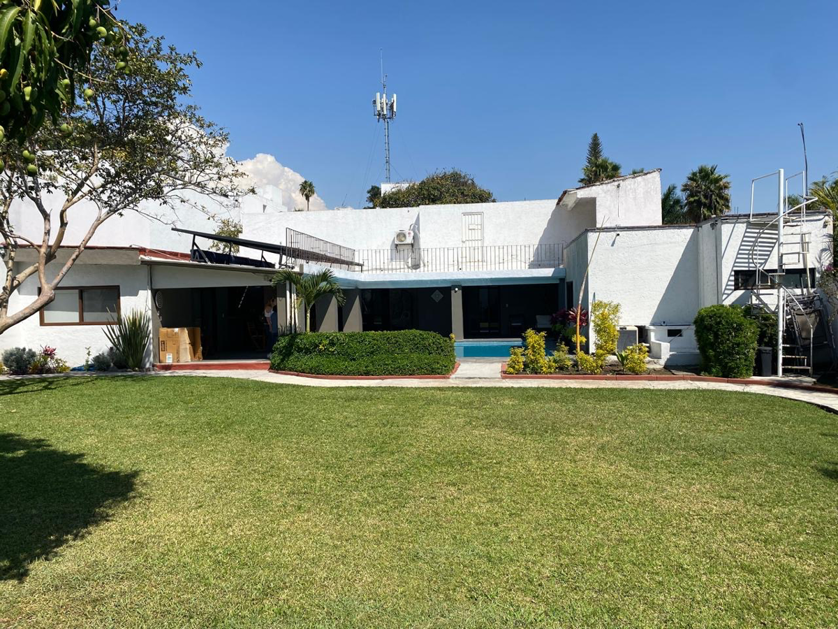 Casa en venta en Delicias, Cuernavaca — foto 1 de 24