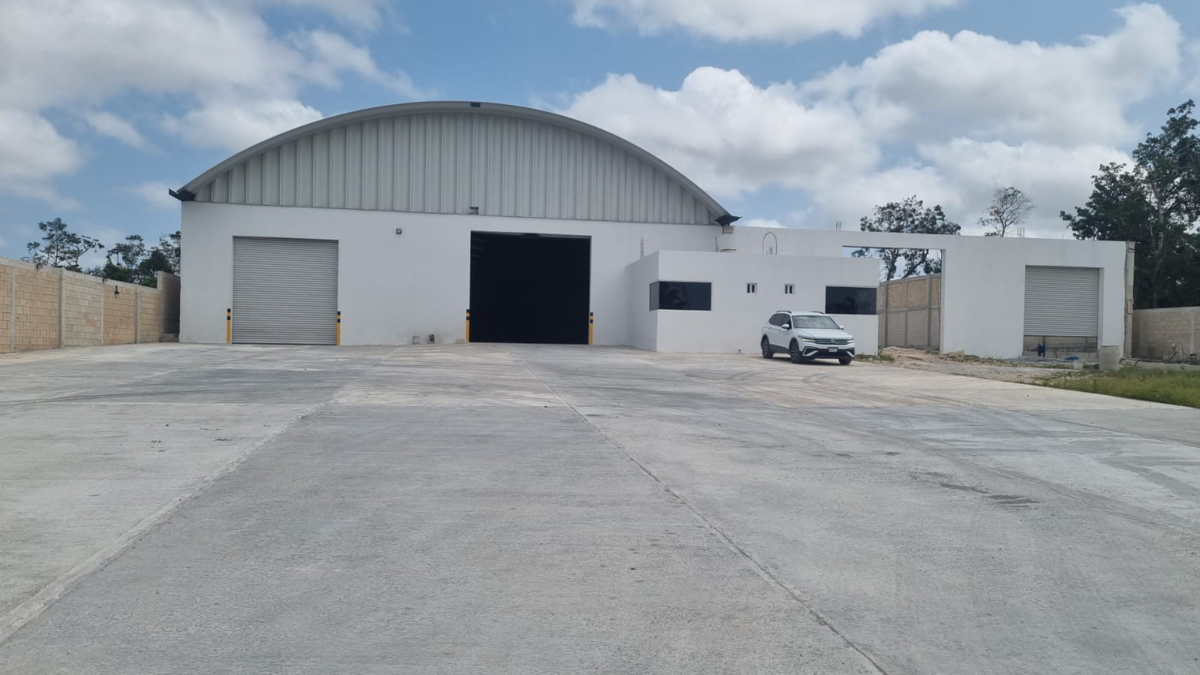 Nave en renta en Alfredo V. Bonfil, Benito Juárez — foto 1 de 9
