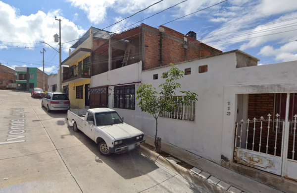 VENDO CASA EN MUJERES ILUSTRES-AGS VENDO CASA EN MUJERES ILUSTRES-AGS