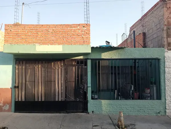 ¡Tu hogar moderno te espera! ¡Casa amplia y cómoda!