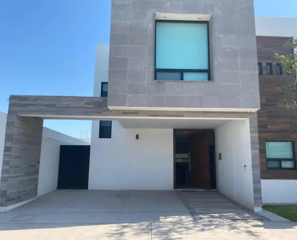 CASA EN VENTA EN RESIDENCIAL TOSCANA, (MODELO VENECIA), TORREON COAH.