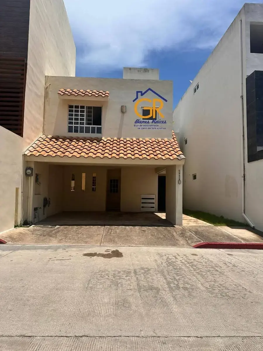 Casa en renta en Villas Náutico, Altamira — foto 1 de 22