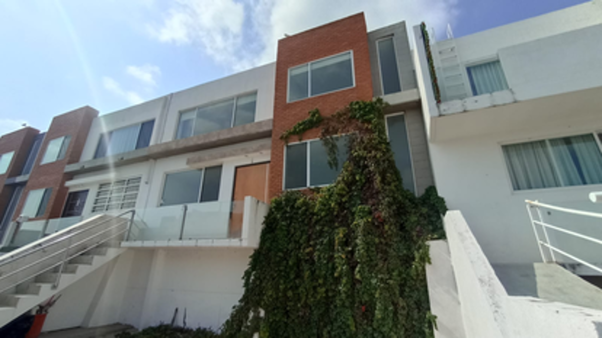 Casa en venta en Punta Esmeralda, Corregidora — foto 1 de 16