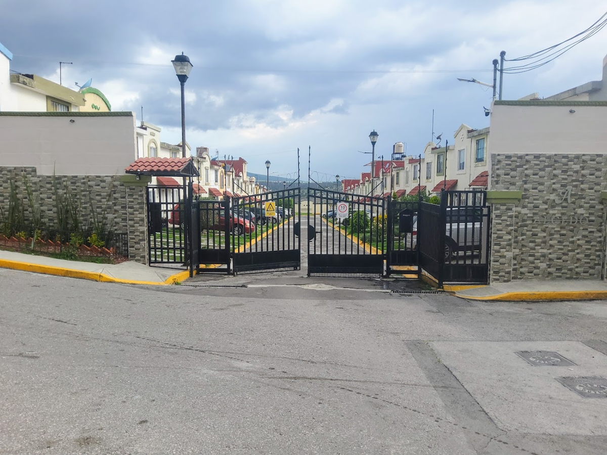 Casa en venta en URBI Villa del rey, Huehuetoca — foto 1 de 16