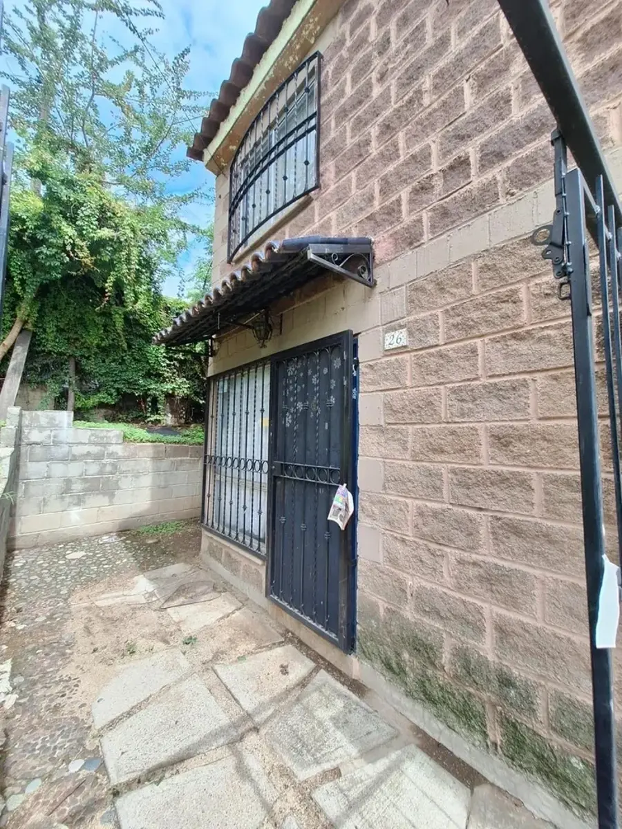 Casa en venta en Jardines de Tabachines, Zapopan — foto 1 de 7