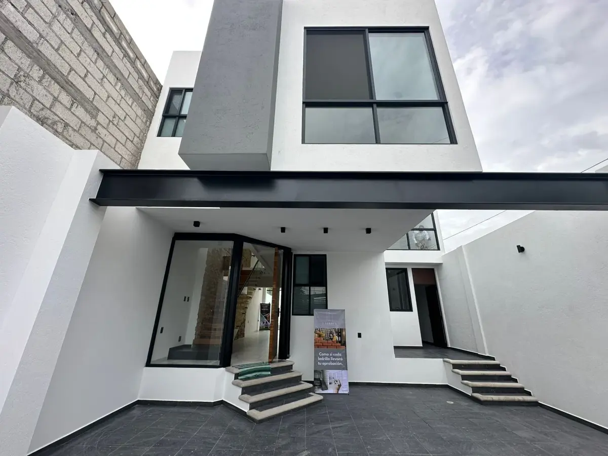 Casa en venta en Las Fincas, Jiutepec — foto 1 de 30