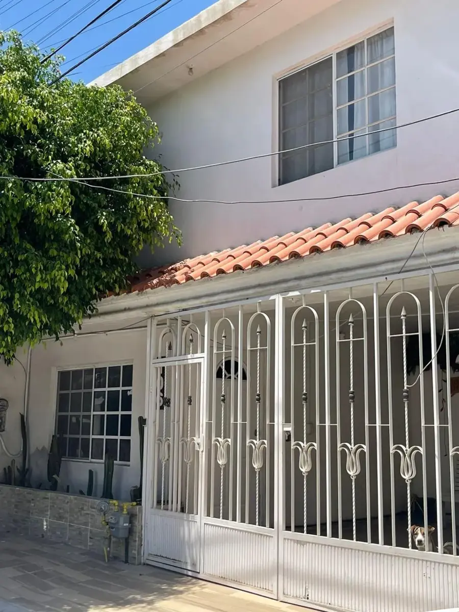 Casa en venta en La Merced II, Torreón — foto 1 de 16
