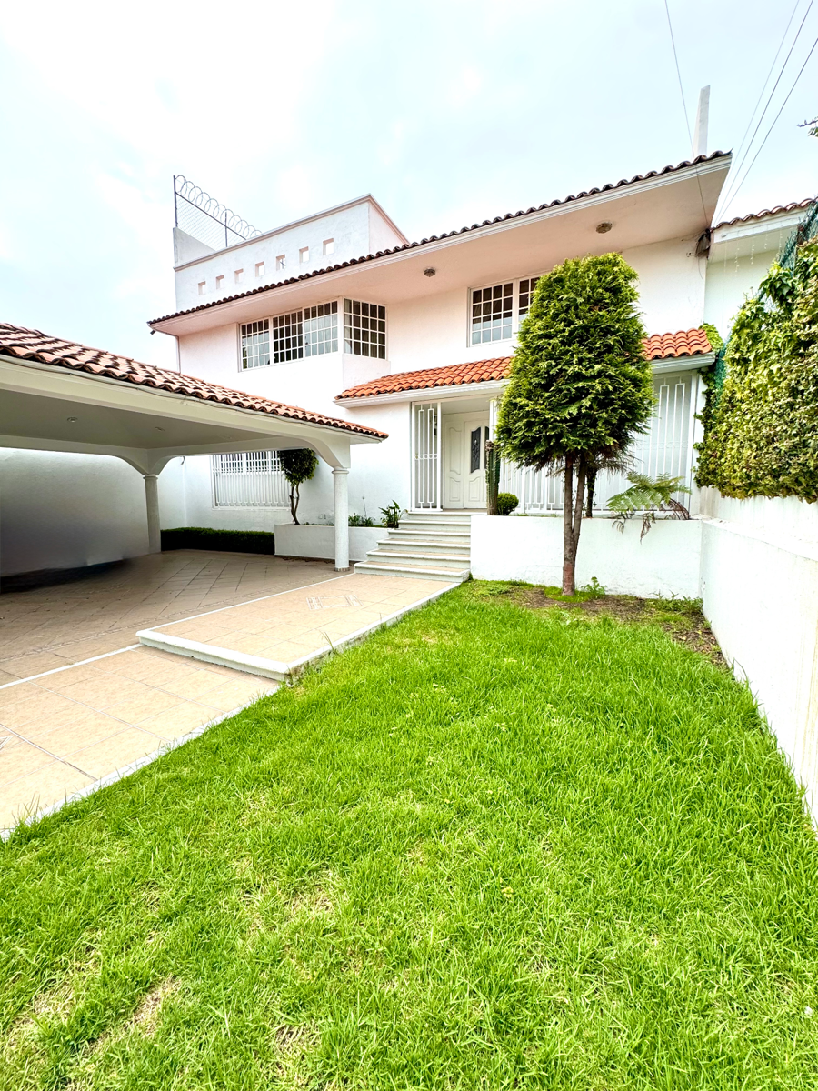 Casa en venta en San Carlos, Metepec — foto 1 de 15
