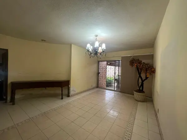 Casa en venta en Villa Jardin, Torreón — foto 3 de 21