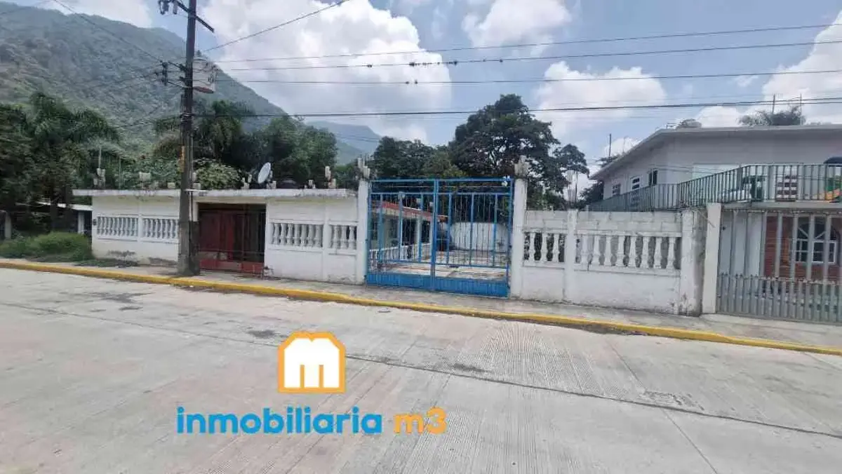 Casa en venta en Donato Guerra, Huiloapan de Cuauhtémoc — foto 1 de 15