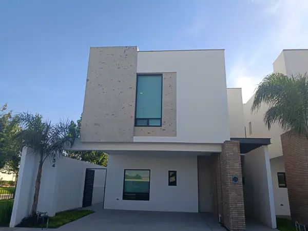 Casa en venta en La Rioja Residencial, Torreón — foto 2 de 94