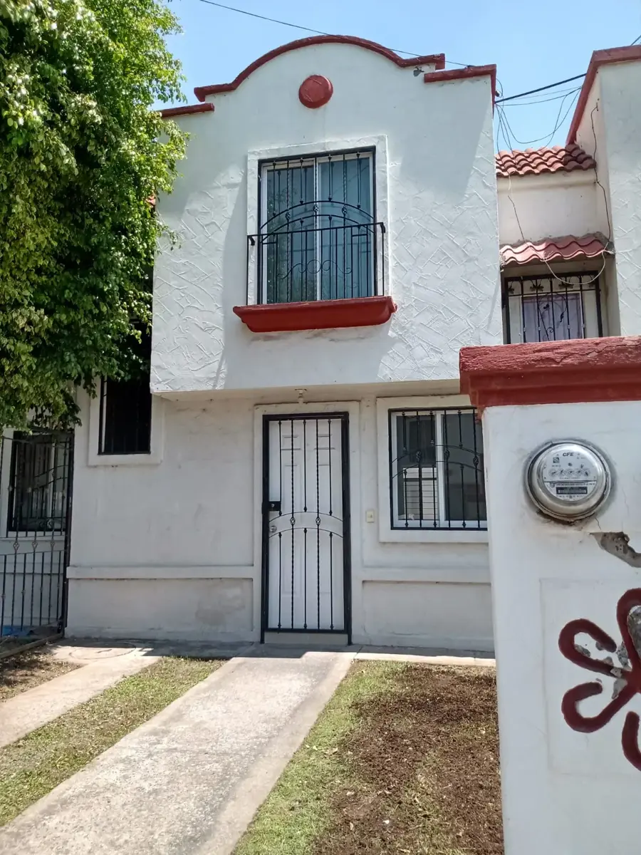 Casa en renta en Jardines de Miraflores, San Pedro Tlaquepaque — foto 1 de 25