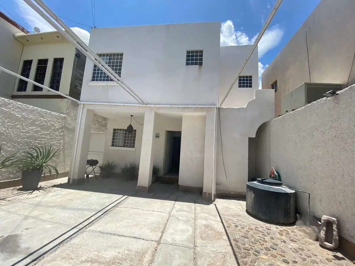 Casa en renta en Roma, Torreón — foto 1 de 12