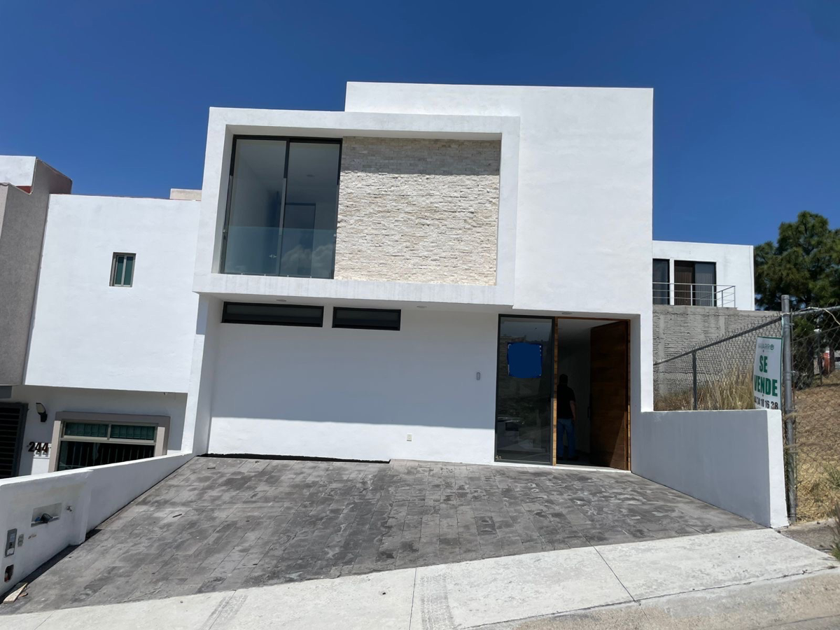 Casa en renta en Montaña Monarca I, Morelia — foto 1 de 13