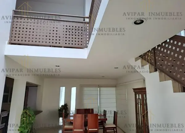 Venta De Casa En Av. Senda Eterna Milenio, Querétaro. Jrg-136