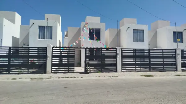 Se Vede Casa Sola en 2 Niveles