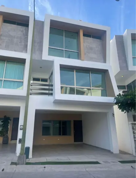 Casa en renta en Colinas de San Miguel, Culiacán — foto 2 de 17