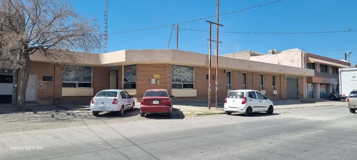 LOCAL COMERCIAL CON OFICINAS EN RENTA CIUDAD INDUSTRIAL DE GÓMEZ PALACIO LOCAL COMERCIAL CON OFICINAS EN RENTA CIUDAD INDUSTRIAL DE GÓMEZ PALACIO