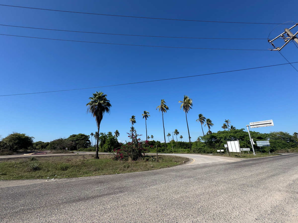 Terreno en renta en Siderúrgica Lázaro Cárdenas Las Truchas, Lázaro Cárdenas — foto 1 de 14