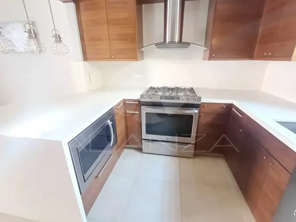 Casa en renta en Valle del Pedregal, Tijuana — foto 3 de 20