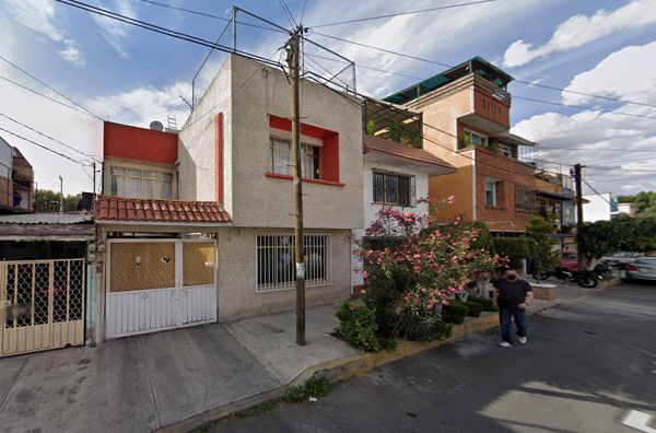 Casa en venta en Constitucion de 1917, Iztapalapa — foto 2 de 10