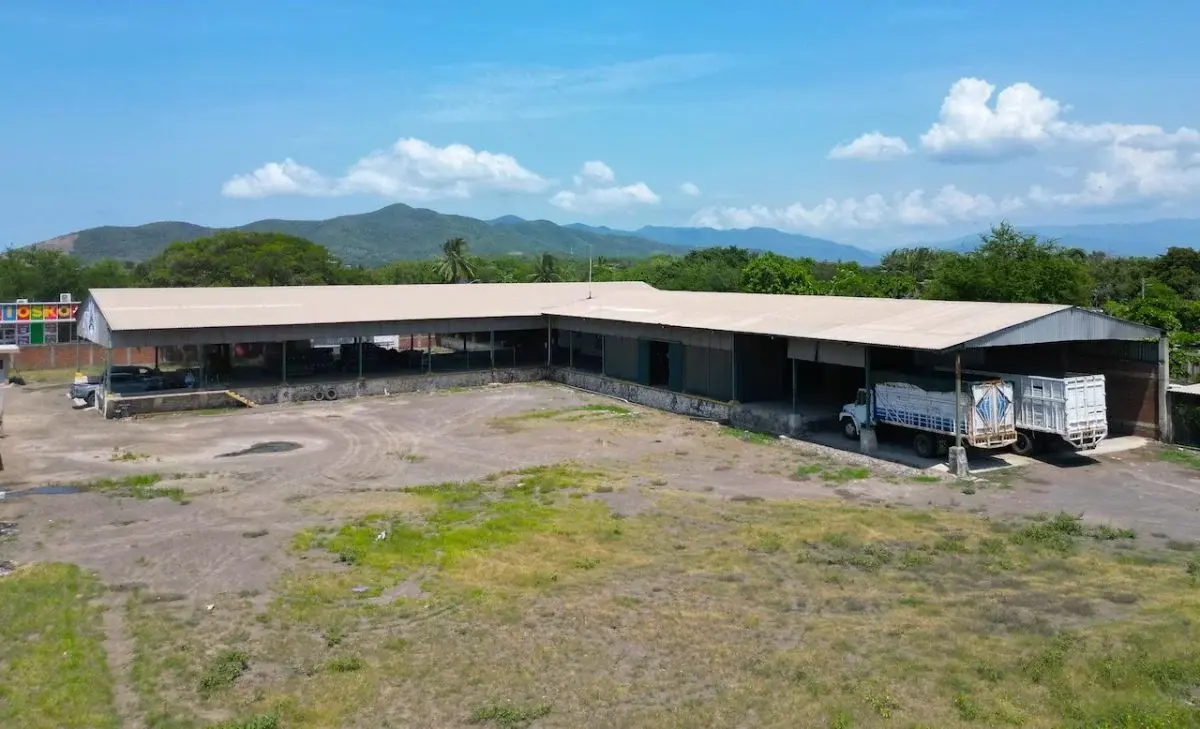 Bodega en renta en Bayardo, Tecomán — foto 1 de 16