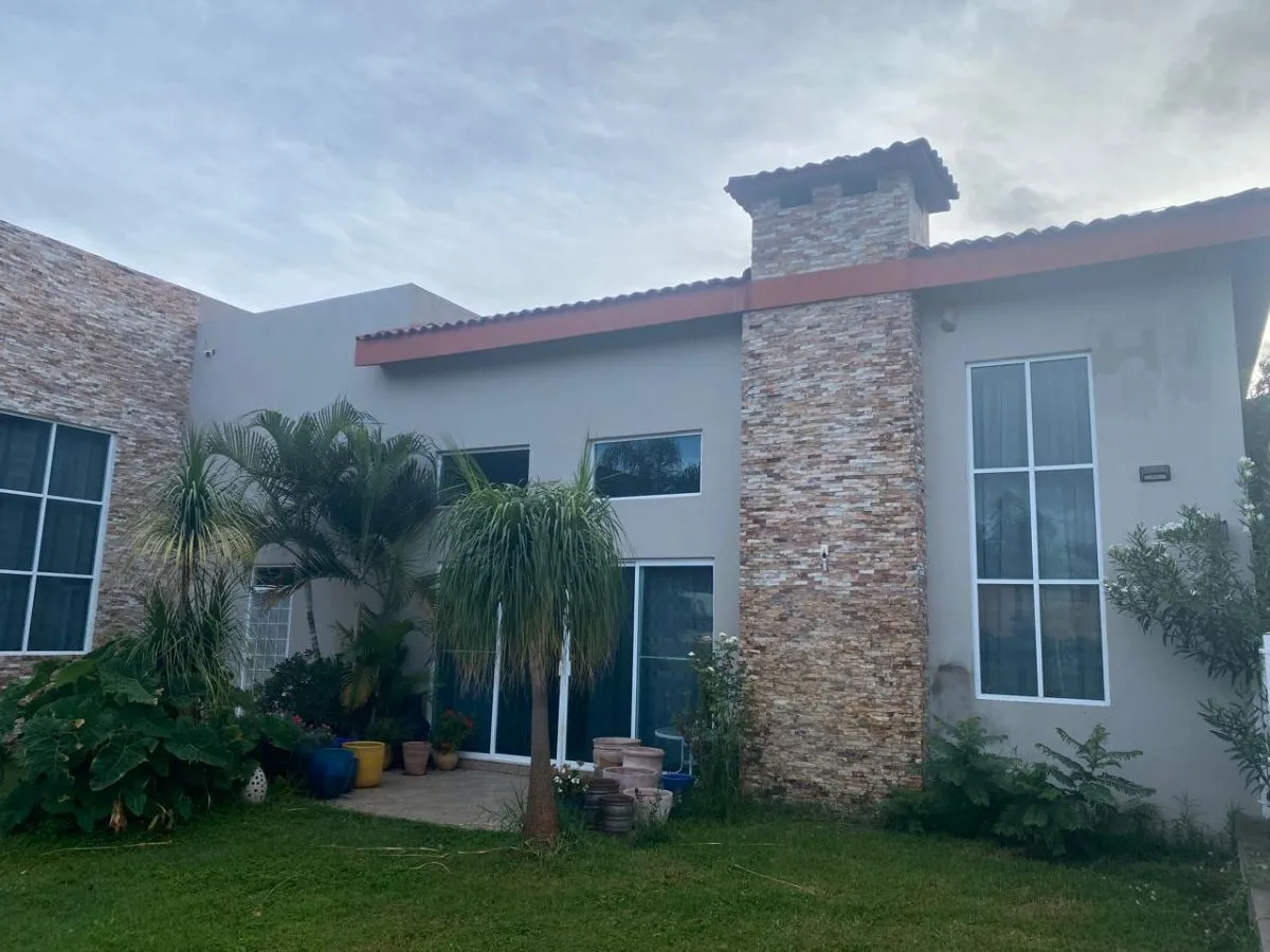 Casa en venta en Ajijic Centro, Chapala — foto 1 de 27