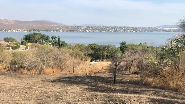 Terreno en venta en Tequesquitengo, Jojutla — foto 2 de 7