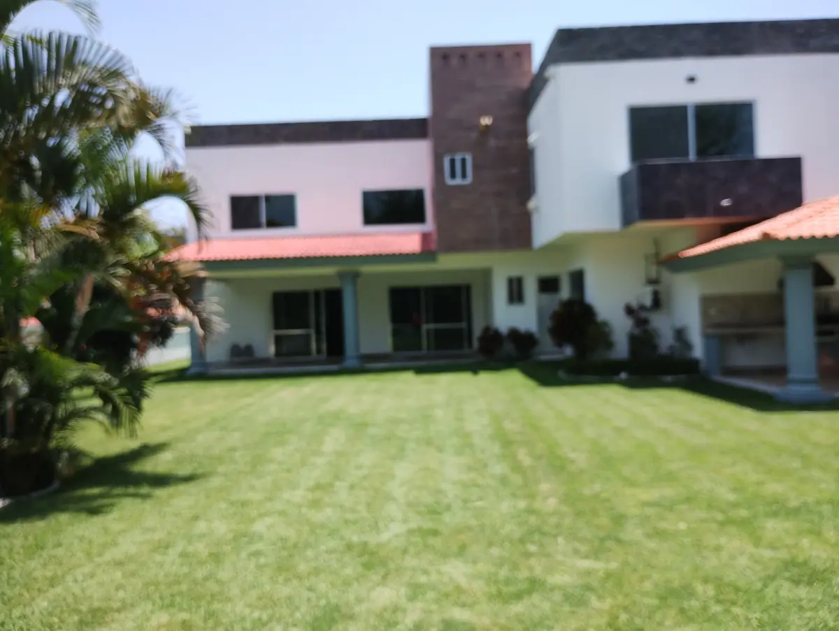 Casa en venta en Lomas de Cocoyoc, Atlatlahucan — foto 1 de 22
