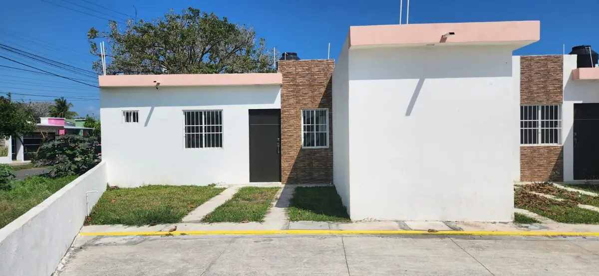 Casa en venta en Jardines de Medellín, Medellín de Bravo — foto 1 de 11