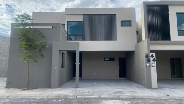 MAGNIFICA CASA NUEVA EN EL CORTIJO