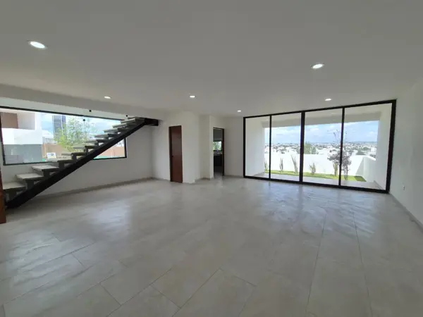 Casa en venta en Lomas de Angelópolis II, San Andrés Cholula — foto 2 de 28
