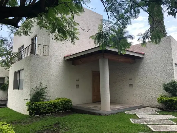 Casa en venta en Lomas de Cocoyoc, Atlatlahucan — foto 2 de 4