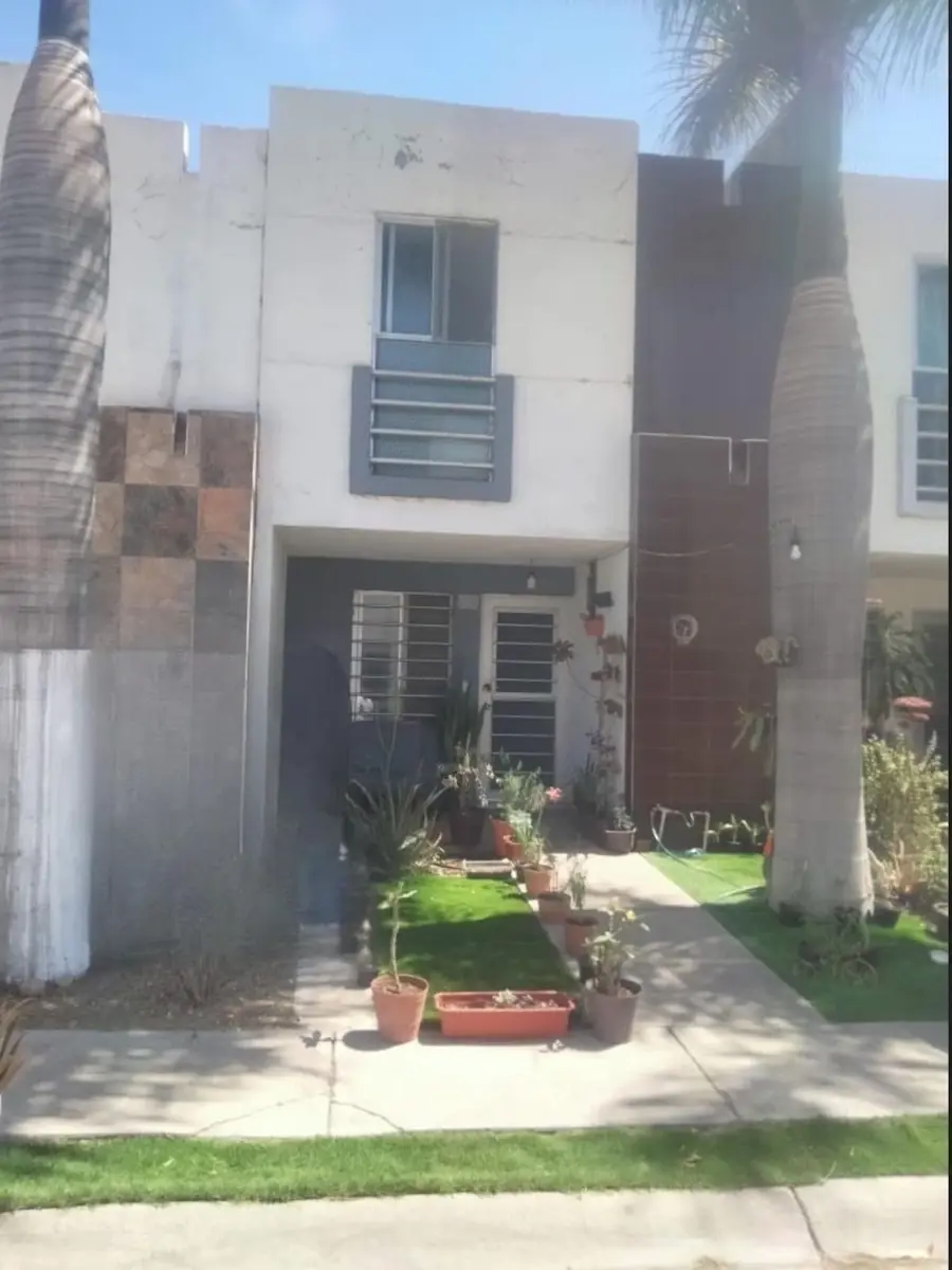 Casa en venta en La Unión del Cuatro, Tlajomulco de Zúñiga — foto 1 de 2