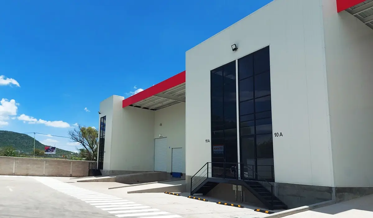 Nave en venta en La Palma, Pedro Escobedo — foto 1 de 9