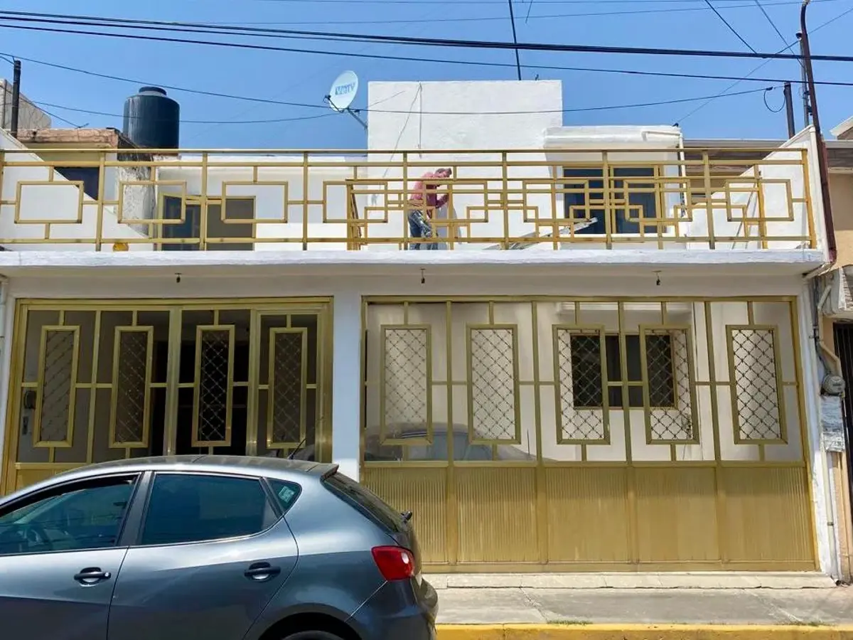 Casa en venta en Bosques del Valle 1a Sección, Coacalco de Berriozábal — foto 1 de 33