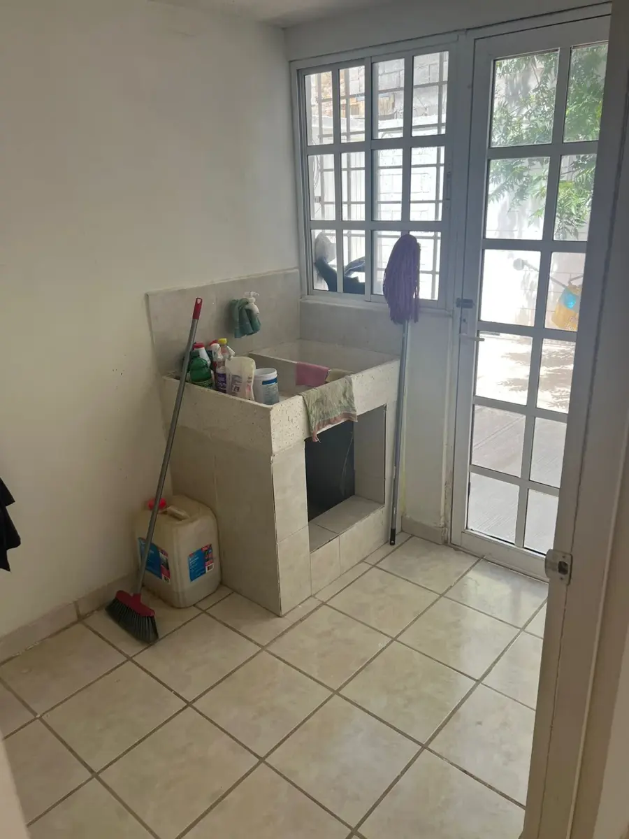 Vista 4 de Casa Venta/Renta en San Armando