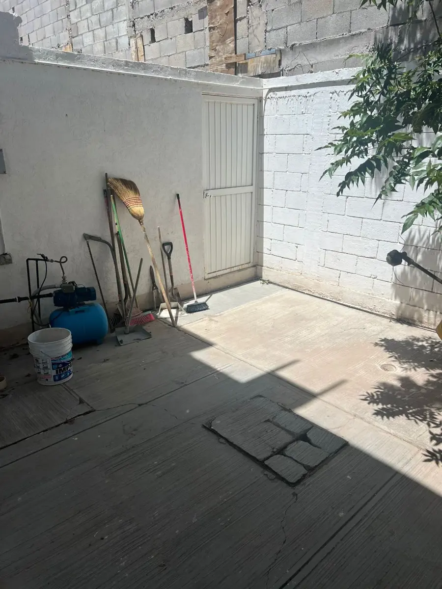 Vista 5 de Casa Venta/Renta en San Armando
