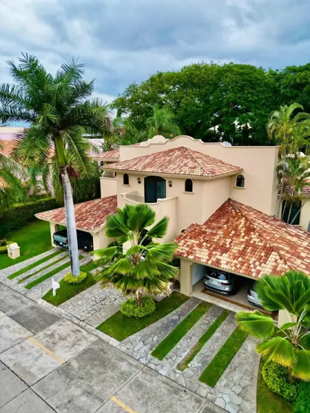 Casa en renta en Parque Royal, Colima — foto 2 de 12