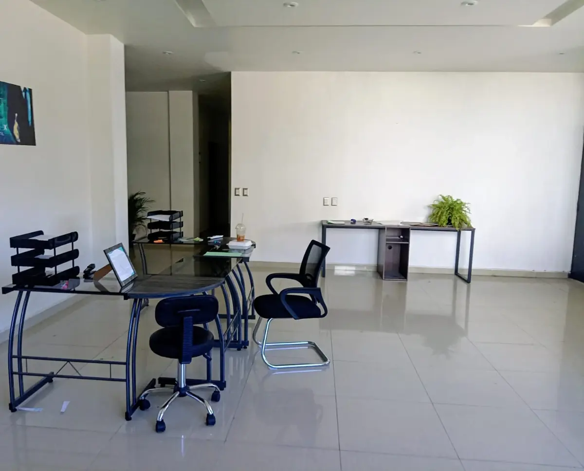 Oficina en renta en Farallón, Acapulco de Juárez — foto 1 de 24