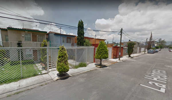 VENDO CASA A 5 MIN DEL BOSQUE DE TLAHUAC